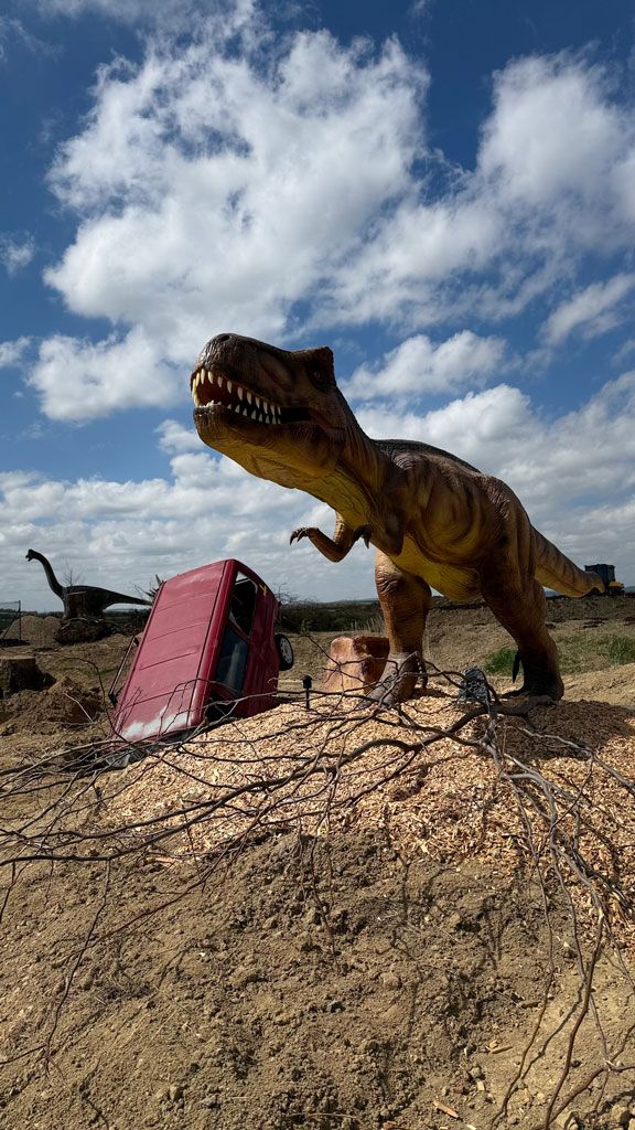Merlin's Dinoland – Family City (9)