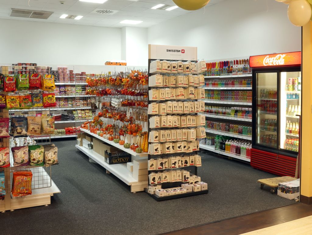 Asian and American foods – Family City (2)